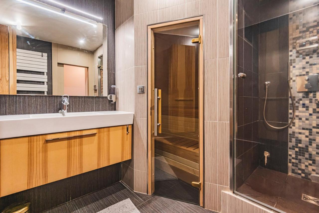 Hyper Center Sauna Air Conditionner ランス エクステリア 写真